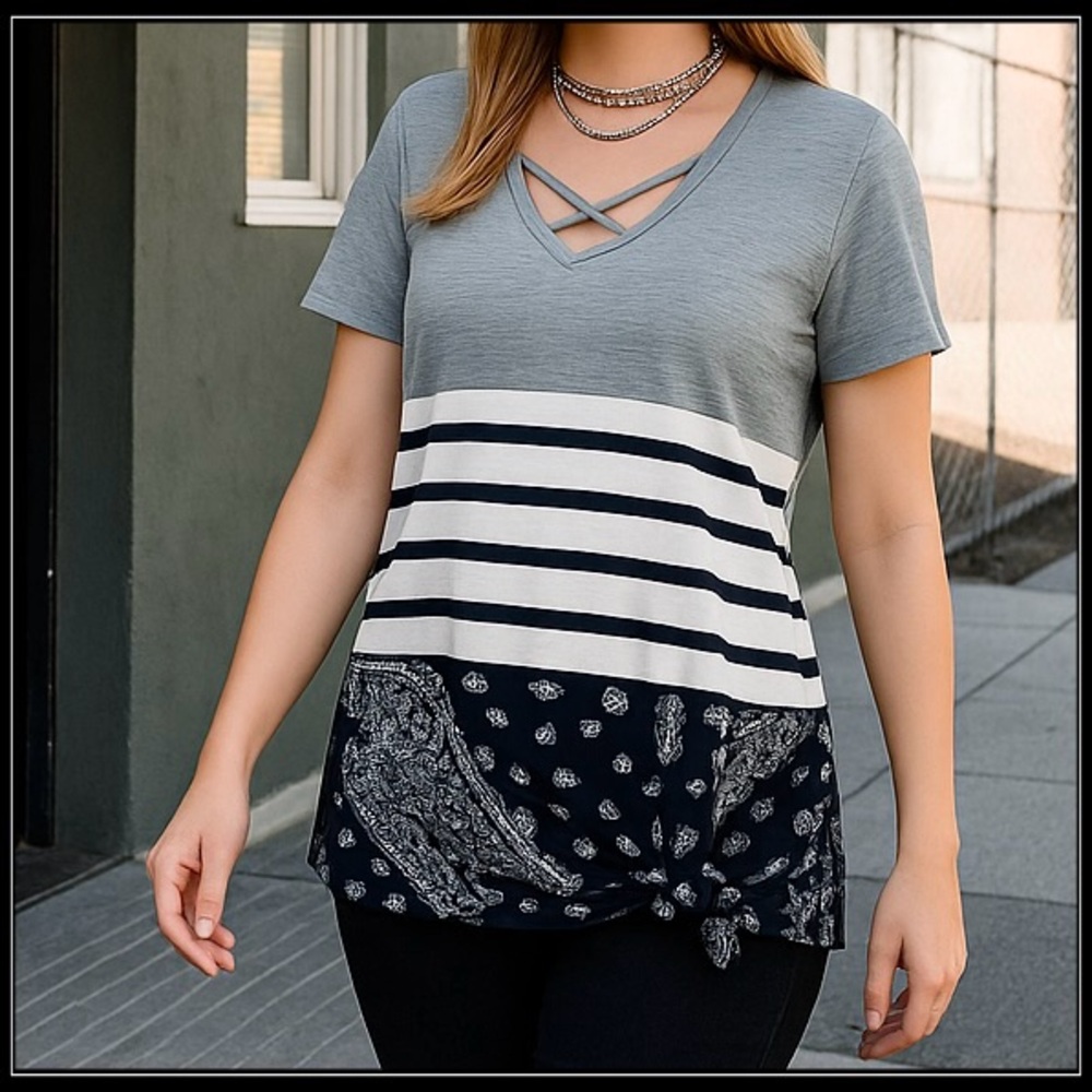 Maurices 24/7 Soft Criss Cross Hankie Striped Print Top 1X 16 18